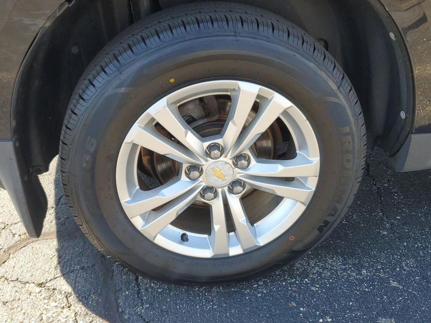 2012 Black Granite Metallic /Jet Black Chevrolet Equinox 1LT AWD (2GNFLEEK9C6) with an 2.4L L4 DOHC 16V engine, 6-Speed Automatic transmission, located at 6064 Gull Rd, Kalamazoo, MI, 49048, (269) 222-0088, 42.328388, -85.512924 - For sale is a well-maintained 2012 Chevrolet Equinox LT w/1LT, a versatile and reliable SUV ready to meet your needs. Equipped with AWD and powered by a fuel-efficient 4-cylinder, 2.4L engine, this vehicle is perfect for both city driving and weekend getaways. The Chevrolet Equinox is designed to ha - Photo#4