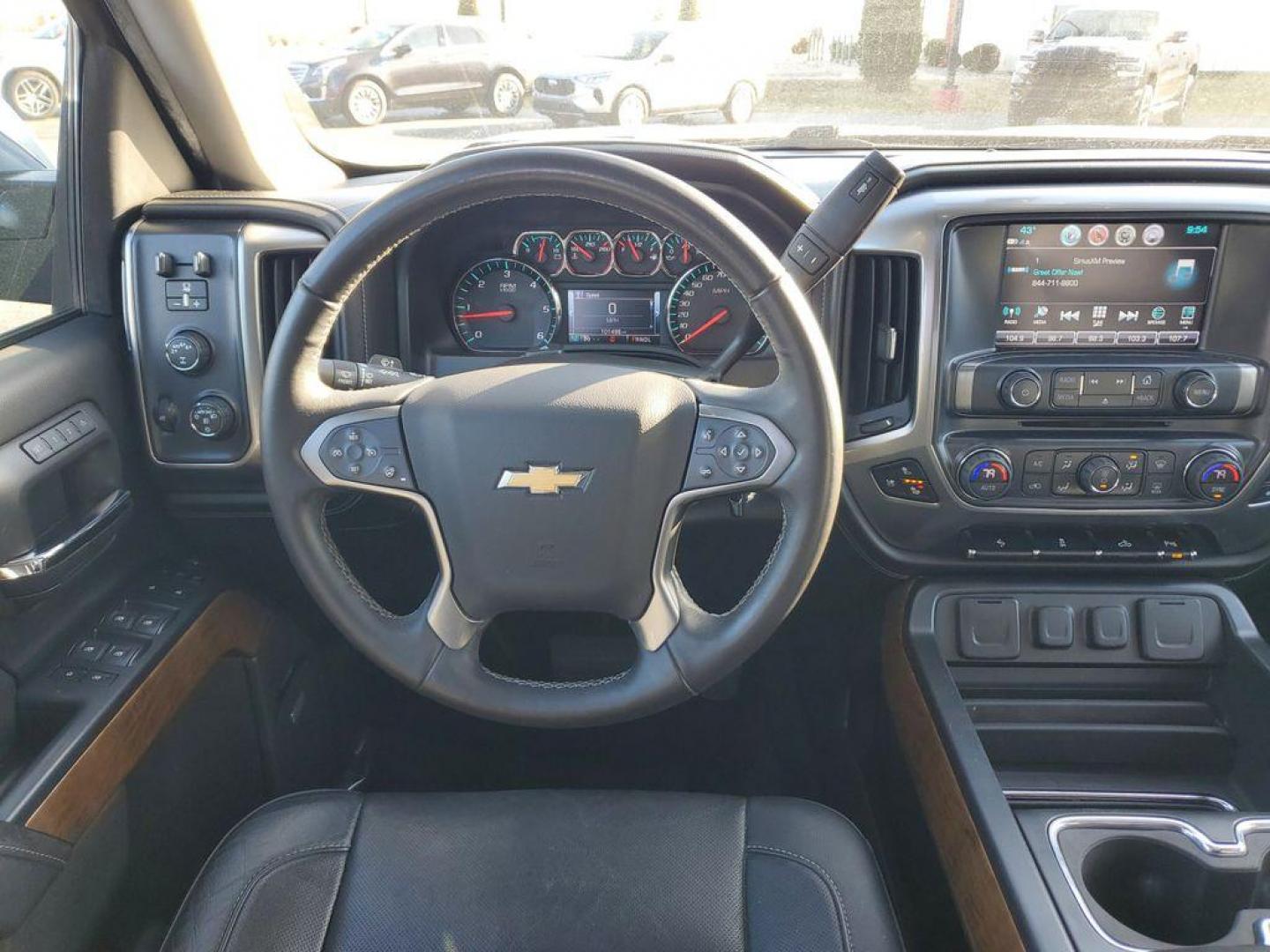 2017 Black /Jet Black Chevrolet Silverado 1500 LTZ Crew Cab Long Box 4WD (3GCUKSEC6HG) with an 5.3L V8 OHV 16V engine, 6A transmission, located at 6064 Gull Rd, Kalamazoo, MI, 49048, (269) 222-0088, 42.328388, -85.512924 - For those seeking a blend of power and luxury, look no further than this exceptional 2017 Chevrolet Silverado 1500 LTZ. This robust pickup combines a commanding V8, 5.3L engine with 4WD capabilities, ensuring you conquer any terrain with confidence. Whether you're navigating city streets or rugged t - Photo#6