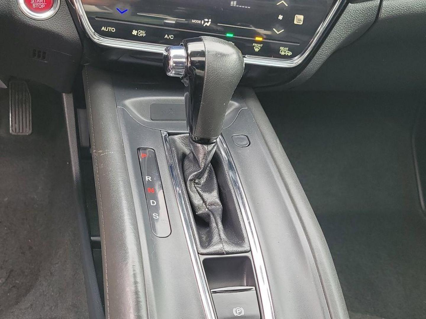 2017 Crystal Black Pearl /Black Honda HR-V EX-L w/Navigation 4WD CVT (3CZRU6H79HM) with an 1.8L L4 DOHC 16V engine, CVT transmission, located at 234 Columbia Ave, Battle Creek, MI, 49015, (269) 222-0088, 42.298264, -85.192543 - <b>Vehicle Details</b><br>Introducing the 2017 Honda HR-V EX-L Navi, a compact crossover designed to cater to your modern driving needs with style and efficiency. This versatile vehicle is powered by a reliable 4-cylinder, 1.8L engine, ensuring a smooth and efficient ride ideal for both city commuti - Photo#22