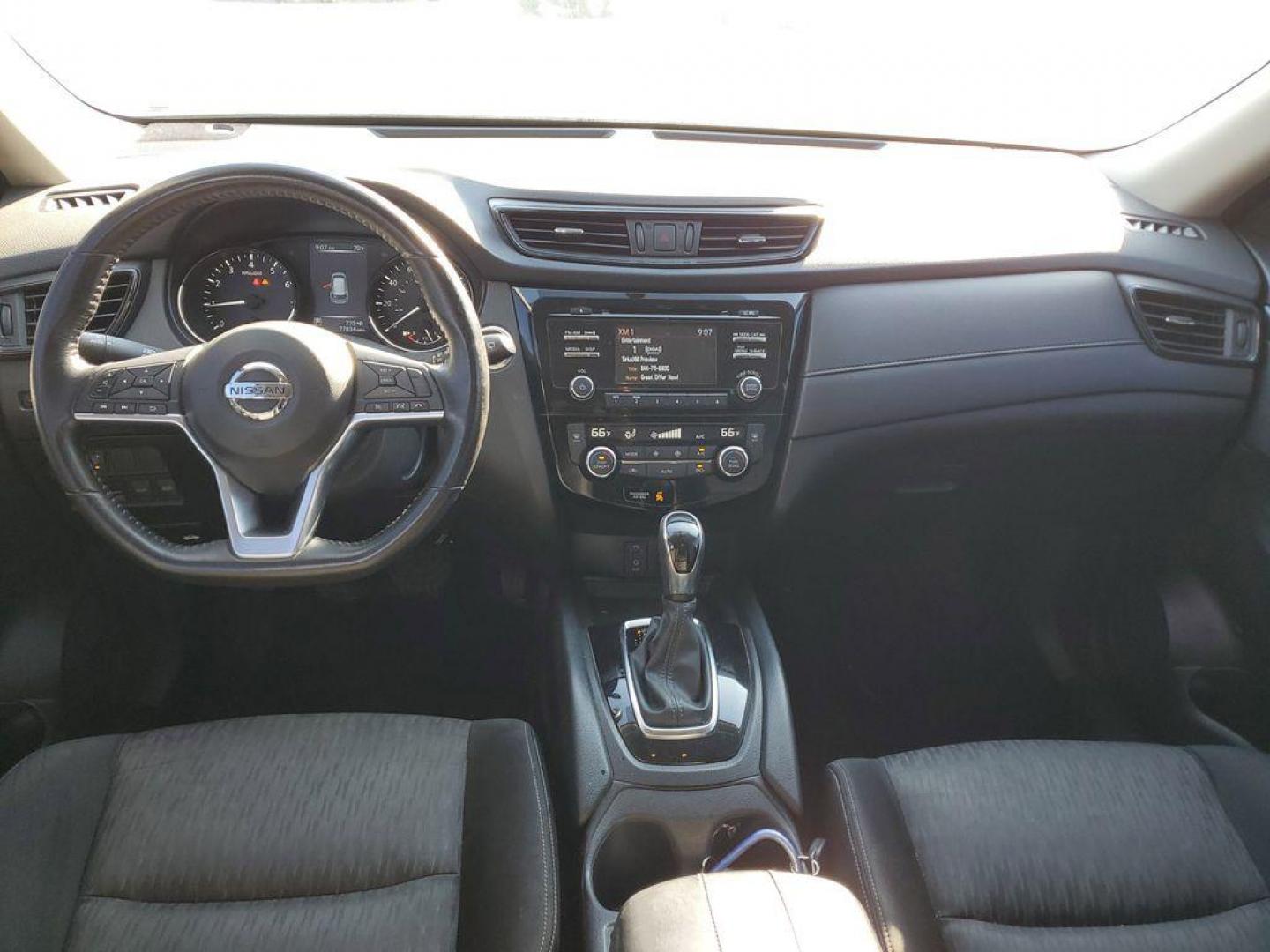 2017 Gun Metallic /Charcoal Nissan Rogue SL AWD (JN8AT2MV2HW) with an 2.5L L4 DOHC 16V engine, CVT transmission, located at 6064 Gull Rd, Kalamazoo, MI, 49048, (269) 222-0088, 42.328388, -85.512924 - Discover exceptional value and performance with our 2017 Nissan Rogue, a perfect blend of style, efficiency, and capability. This pre-owned gem is equipped with an All-Wheel Drive system, ensuring confident handling and control in all road conditions. Under the hood, youll find a robust 4-cylinder, - Photo#8