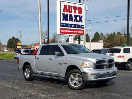 2017 RAM 1500 SLT Crew Cab SWB 4WD