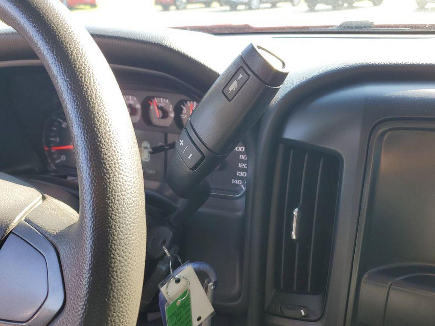 2018 Red Hot /Dark Ash/Jet Black Chevrolet Silverado 1500 Custom Crew Cab 4WD (3GCUKPEC8JG) with an 5.3L V8 OHV 16V engine, 6A transmission, located at 6064 Gull Rd, Kalamazoo, MI, 49048, (269) 222-0088, 42.328388, -85.512924 - For sale: A 2018 Chevrolet Silverado 1500 Custom that perfectly combines power, versatility, and style. This robust truck is equipped with a V8, 5.3L engine, delivering the performance and reliability you need for both work and leisure. Whether you're towing heavy loads or navigating rugged terrain, - Photo#19