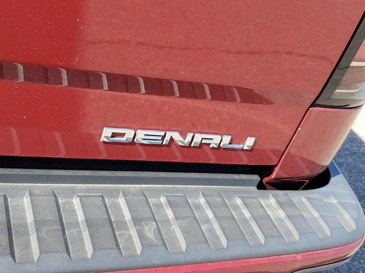 2018 Red Quartz Tintcoat /Jet Black GMC Sierra 1500 Denali Crew Cab Long Box 4WD (3GTU2PEJ9JG) with an 6.2L V8 OHV 16V engine, 6A transmission, located at 6064 Gull Rd, Kalamazoo, MI, 49048, (269) 222-0088, 42.328388, -85.512924 - <b>Vehicle Details</b><br>Discover the power and luxury of the 2018 GMC Sierra 1500 Denali at our dealership. This pre-owned gem comes equipped with a robust V8, 6.2L engine and 4WD, ensuring you have the muscle and traction needed for any adventure or tough job. Step inside to experience true com - Photo#29