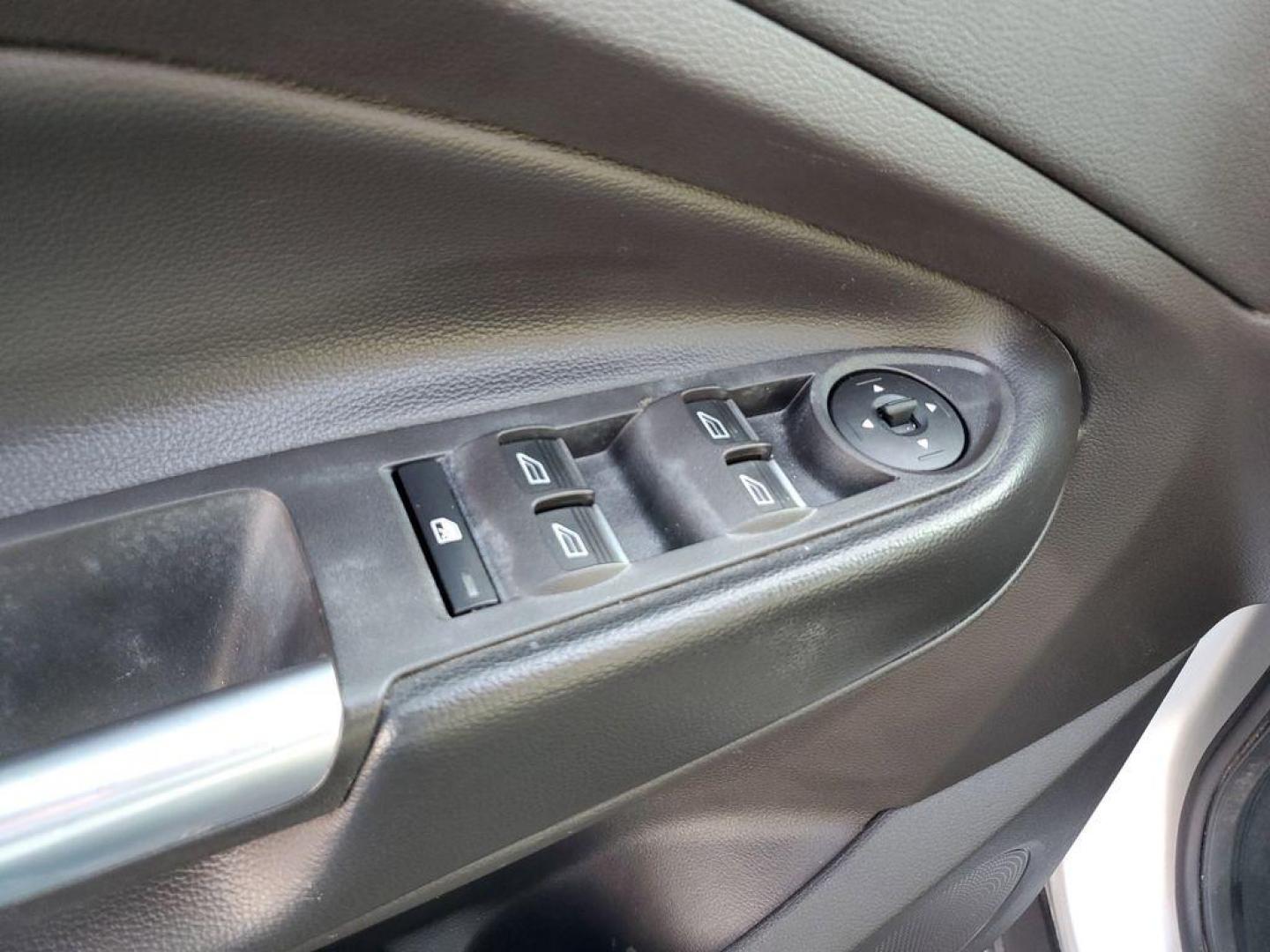 2019 Ingot Silver Metallic /Charcoal Black Ford Escape SEL 4WD (1FMCU9HD7KU) with an 1.5L L4 DOHC 16V engine, 6A transmission, located at 6064 Gull Rd, Kalamazoo, MI, 49048, (269) 222-0088, 42.328388, -85.512924 - Discover exceptional versatility with our 2019 Ford Escape SEL, designed to elevate your driving experience. This stylish SUV, equipped with 4WD and a responsive 4-cylinder, 1.5L engine, offers a perfect blend of power and efficiency for any adventure.<br><br>Step inside to find a spacious, well-app - Photo#12