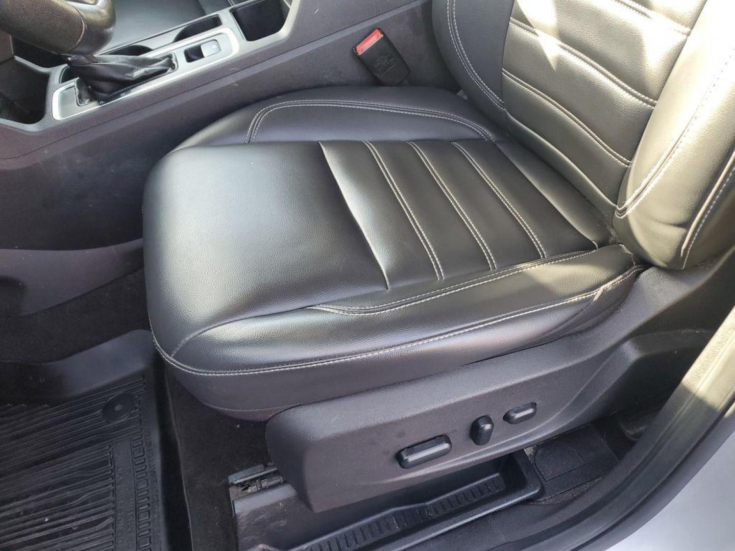 2019 Ingot Silver Metallic /Charcoal Black Ford Escape SEL 4WD (1FMCU9HD7KU) with an 1.5L L4 DOHC 16V engine, 6A transmission, located at 6064 Gull Rd, Kalamazoo, MI, 49048, (269) 222-0088, 42.328388, -85.512924 - Discover exceptional versatility with our 2019 Ford Escape SEL, designed to elevate your driving experience. This stylish SUV, equipped with 4WD and a responsive 4-cylinder, 1.5L engine, offers a perfect blend of power and efficiency for any adventure.<br><br>Step inside to find a spacious, well-app - Photo#13