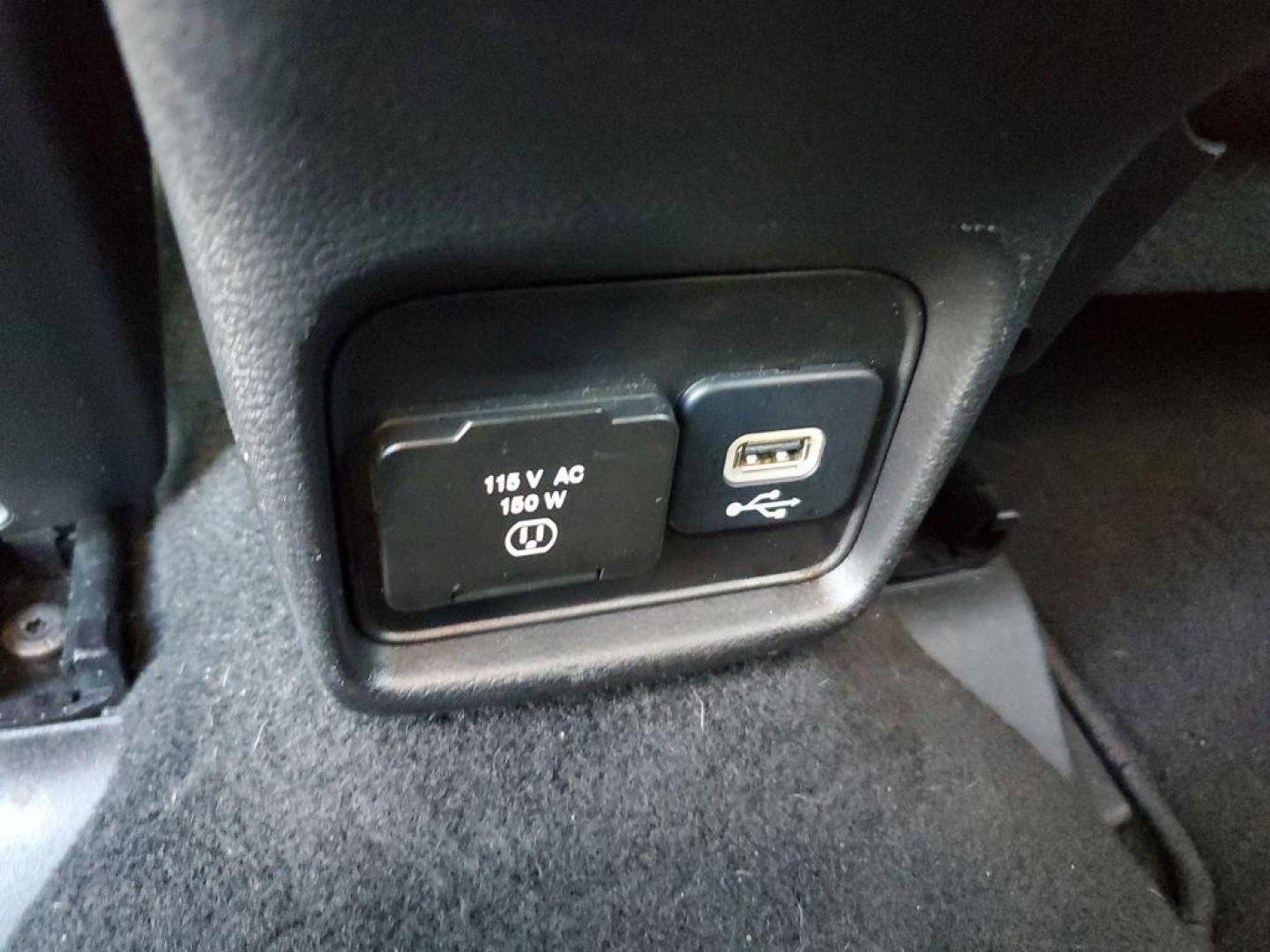 2019 Diamond Black Crystal Pearlcoat /Black Jeep Compass Limited 4WD (3C4NJDCB9KT) with an 2.4L L4 DOHC 16V engine, CVT transmission, located at 6064 Gull Rd, Kalamazoo, MI, 49048, (269) 222-0088, 42.328388, -85.512924 - <b>Vehicle Details</b><br>Introducing the 2019 Jeep Compass Limited, an exceptional choice for those seeking a blend of rugged capability and modern sophistication. This pre-owned vehicle stands out with its impeccable condition, featuring 0 miles on the odometer. Equipped with a robust 4-cylinder, - Photo#10