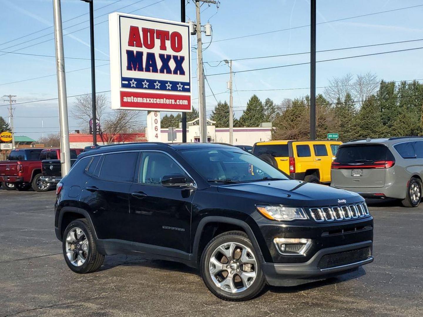 2019 Diamond Black Crystal Pearlcoat /Black Jeep Compass Limited 4WD (3C4NJDCB9KT) with an 2.4L L4 DOHC 16V engine, CVT transmission, located at 6064 Gull Rd, Kalamazoo, MI, 49048, (269) 222-0088, 42.328388, -85.512924 - <b>Vehicle Details</b><br>Introducing the 2019 Jeep Compass Limited, an exceptional choice for those seeking a blend of rugged capability and modern sophistication. This pre-owned vehicle stands out with its impeccable condition, featuring 0 miles on the odometer. Equipped with a robust 4-cylinder, - Photo#0