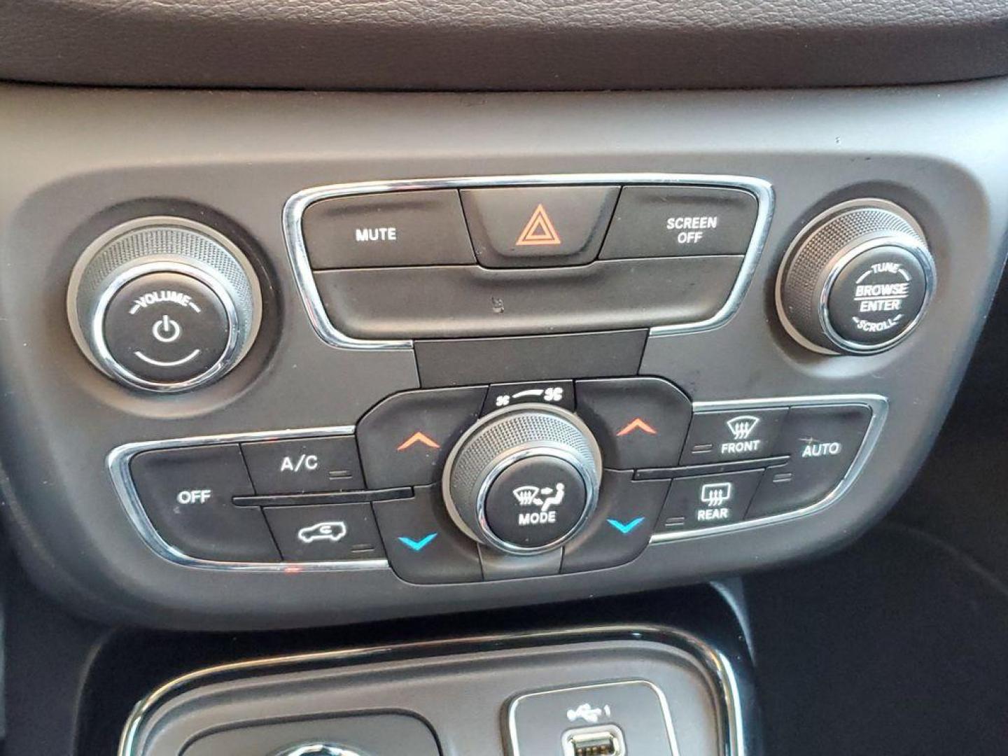 2019 Diamond Black Crystal Pearlcoat /Black Jeep Compass Limited 4WD (3C4NJDCB9KT) with an 2.4L L4 DOHC 16V engine, CVT transmission, located at 6064 Gull Rd, Kalamazoo, MI, 49048, (269) 222-0088, 42.328388, -85.512924 - <b>Vehicle Details</b><br>Introducing the 2019 Jeep Compass Limited, an exceptional choice for those seeking a blend of rugged capability and modern sophistication. This pre-owned vehicle stands out with its impeccable condition, featuring 0 miles on the odometer. Equipped with a robust 4-cylinder, - Photo#23