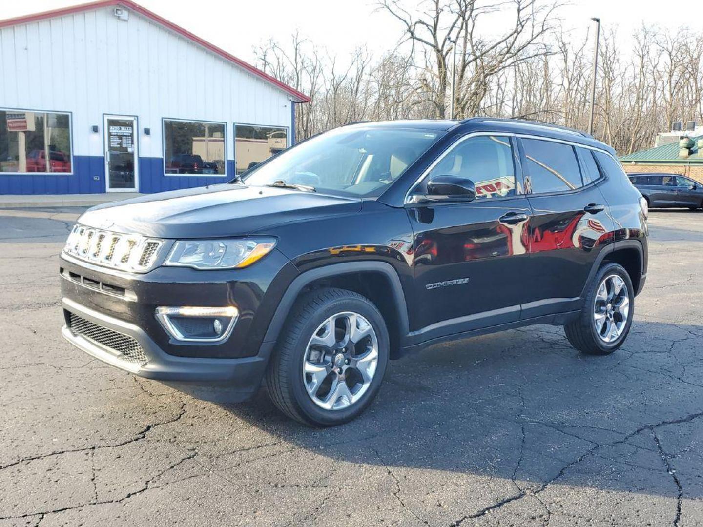 2019 Diamond Black Crystal Pearlcoat /Black Jeep Compass Limited 4WD (3C4NJDCB9KT) with an 2.4L L4 DOHC 16V engine, CVT transmission, located at 6064 Gull Rd, Kalamazoo, MI, 49048, (269) 222-0088, 42.328388, -85.512924 - <b>Vehicle Details</b><br>Introducing the 2019 Jeep Compass Limited, an exceptional choice for those seeking a blend of rugged capability and modern sophistication. This pre-owned vehicle stands out with its impeccable condition, featuring 0 miles on the odometer. Equipped with a robust 4-cylinder, - Photo#1