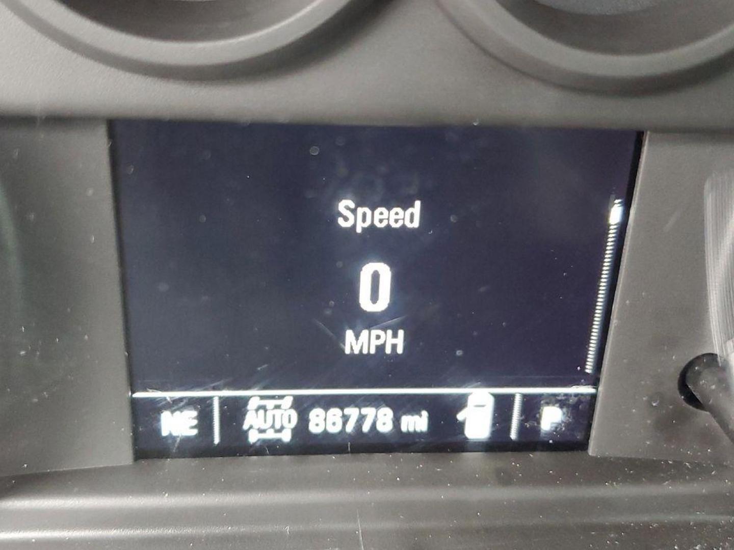 2020 Shadow Gray Metallic /Jet Black Chevrolet Silverado 1500 Custom Crew Cab Short Box 4WD (3GCPYBEK1LG) with an 2.7L L4 DOHC 16V TURBO engine, 6A transmission, located at 6064 Gull Rd, Kalamazoo, MI, 49048, (269) 222-0088, 42.328388, -85.512924 - <b>Vehicle Details</b><br>Get ready to experience the power and versatility of the 2020 Chevrolet Silverado 1500 Custom! This robust truck combines rugged capability with modern technology, making it the perfect partner for both work and play. With 0 miles on the odometer, this Chevrolet Silverado f - Photo#16