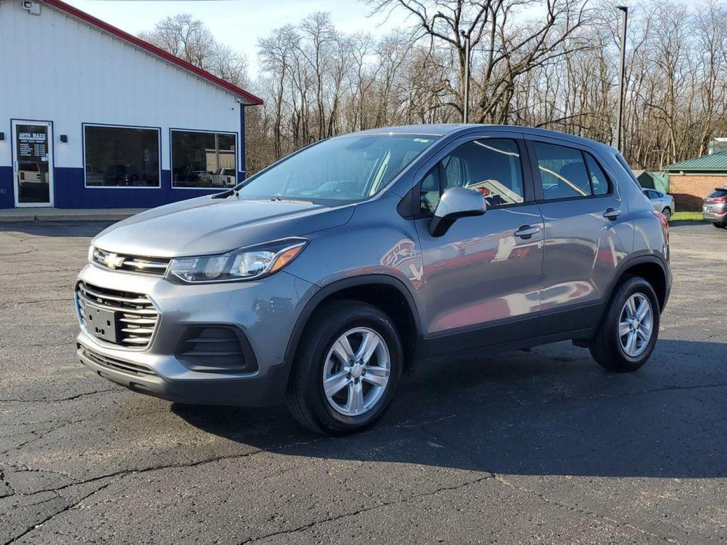 2020 Satin Steel Metallic /Jet Black Chevrolet Trax LS AWD (3GNCJNSB3LL) with an 1.4L L4 DOHC 16V engine, 6A transmission, located at 6064 Gull Rd, Kalamazoo, MI, 49048, (269) 222-0088, 42.328388, -85.512924 - Unleash your adventurous spirit with this pristine 2020 Chevrolet Trax LS, a dynamic compact SUV designed to elevate every journey! With an astonishing 0 miles on the odometer, this vehicle is practically brand new, ready to hit the road with you at the helm. Equipped with a robust AWD system, the C - Photo#1