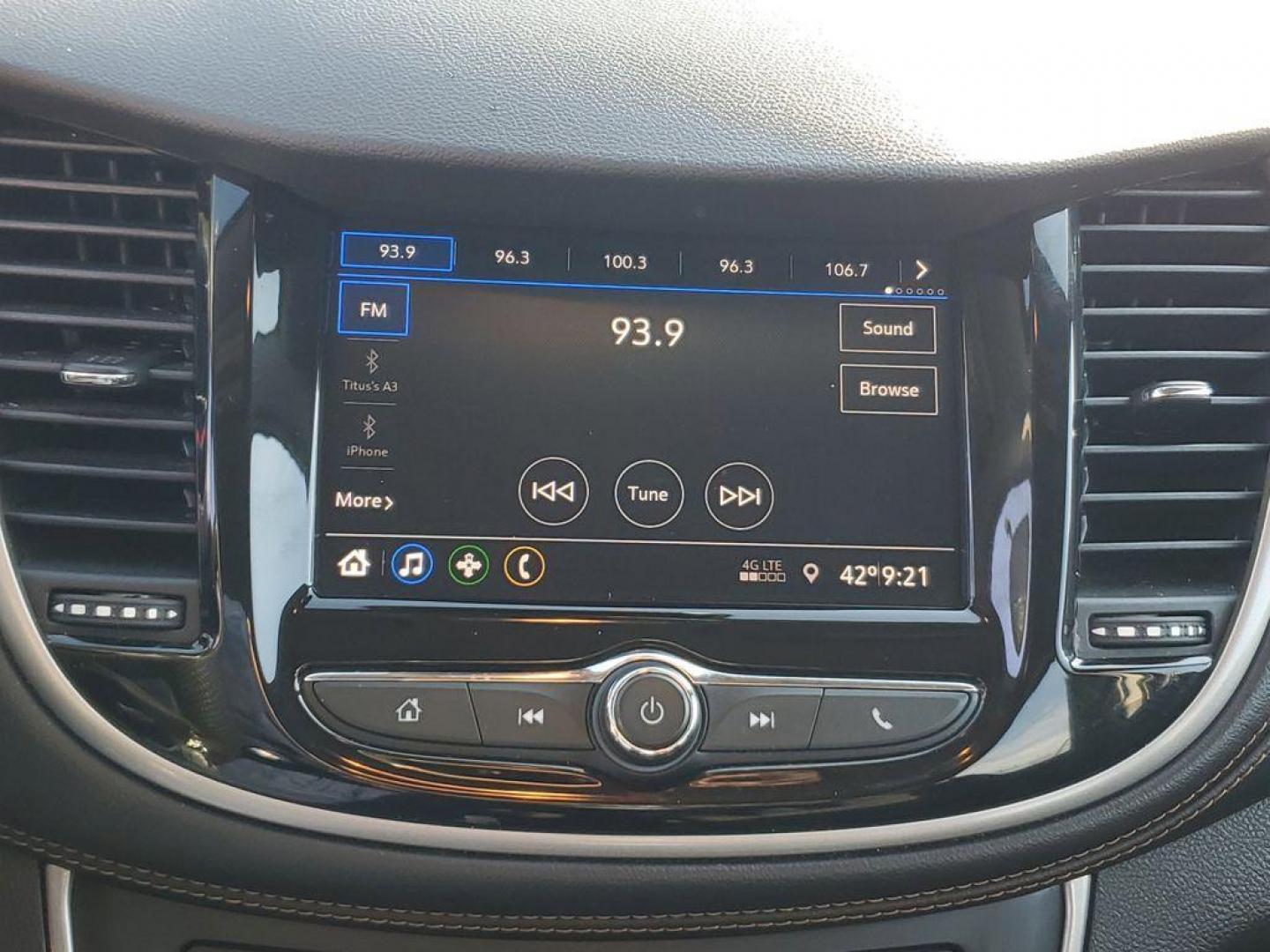 2020 Satin Steel Metallic /Jet Black Chevrolet Trax LS AWD (3GNCJNSB3LL) with an 1.4L L4 DOHC 16V engine, 6A transmission, located at 6064 Gull Rd, Kalamazoo, MI, 49048, (269) 222-0088, 42.328388, -85.512924 - Unleash your adventurous spirit with this pristine 2020 Chevrolet Trax LS, a dynamic compact SUV designed to elevate every journey! With an astonishing 0 miles on the odometer, this vehicle is practically brand new, ready to hit the road with you at the helm. Equipped with a robust AWD system, the C - Photo#17