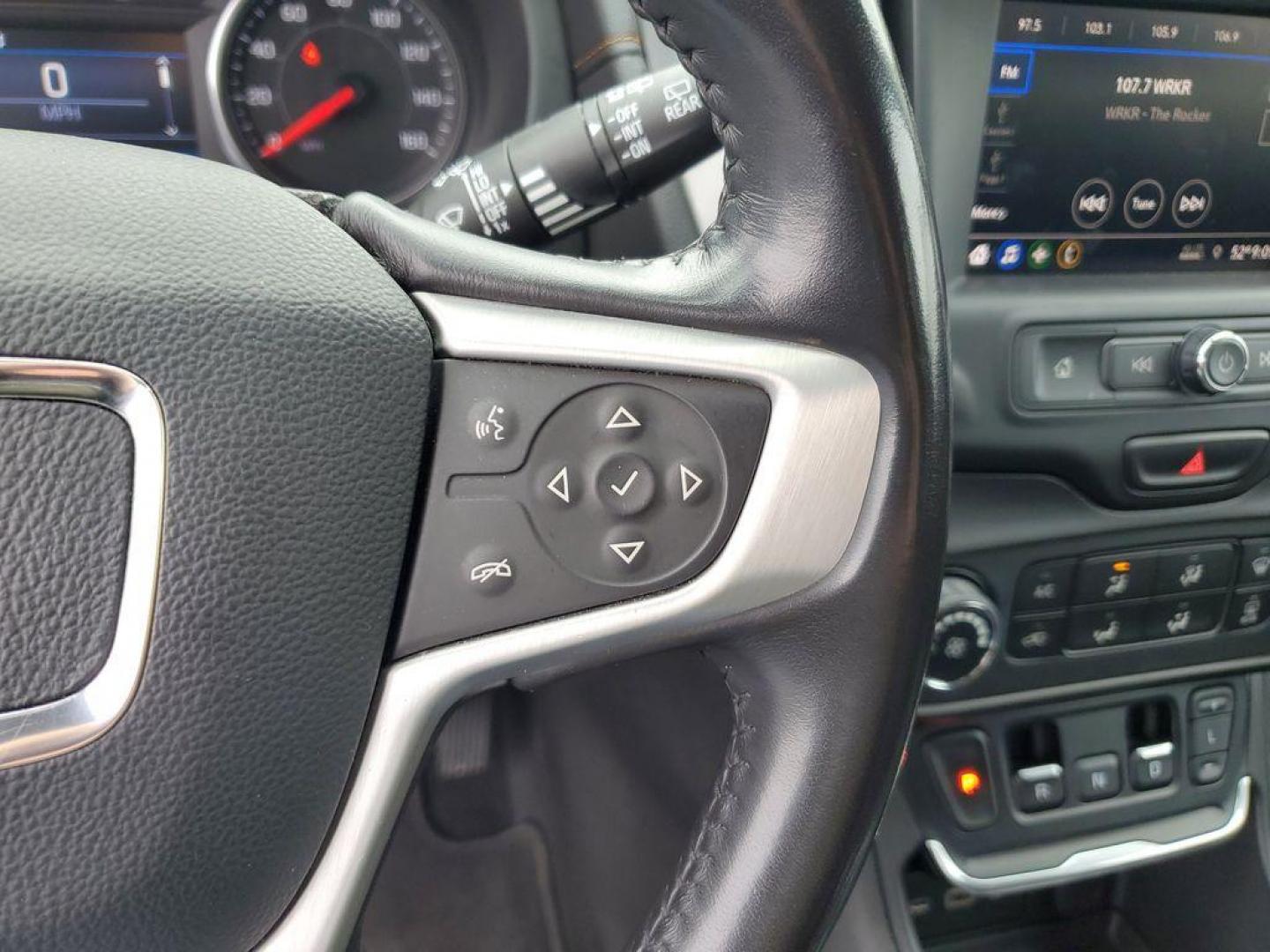 2020 Satin Steel Metallic /Jet Black GMC Terrain SLE (3GKALMEV1LL) with an 1.4L L4 DOHC 16V TURBO engine, 6A transmission, located at 6064 Gull Rd, Kalamazoo, MI, 49048, (269) 222-0088, 42.328388, -85.512924 - <b>Vehicle Details</b><br>Discover exceptional value with our pristine 2020 GMC Terrain SLE, a remarkable SUV that combines style, efficiency, and advanced technology. With an impressive 0 miles on the odometer, this vehicle is practically brand-new and ready to hit the road. Under the hood, you'll - Photo#17