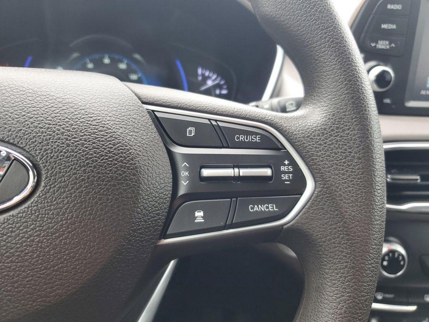 2020 Twilight Black /Espresso/Gray Hyundai Santa Fe SEL 2.4 AWD (5NMS3CAD3LH) with an 2.4L L4 DOHC 16V engine, 8A transmission, located at 234 Columbia Ave, Battle Creek, MI, 49015, (269) 222-0088, 42.298264, -85.192543 - <b>Vehicle Details</b><br>Looking for a reliable SUV that combines comfort, technology, and performance? Discover the 2020 Hyundai Santa Fe SEL with 4WD, now available for sale. This versatile vehicle, with a 4-cylinder, 2.4L engine, delivers an impressive balance of power and efficiency, making it - Photo#16