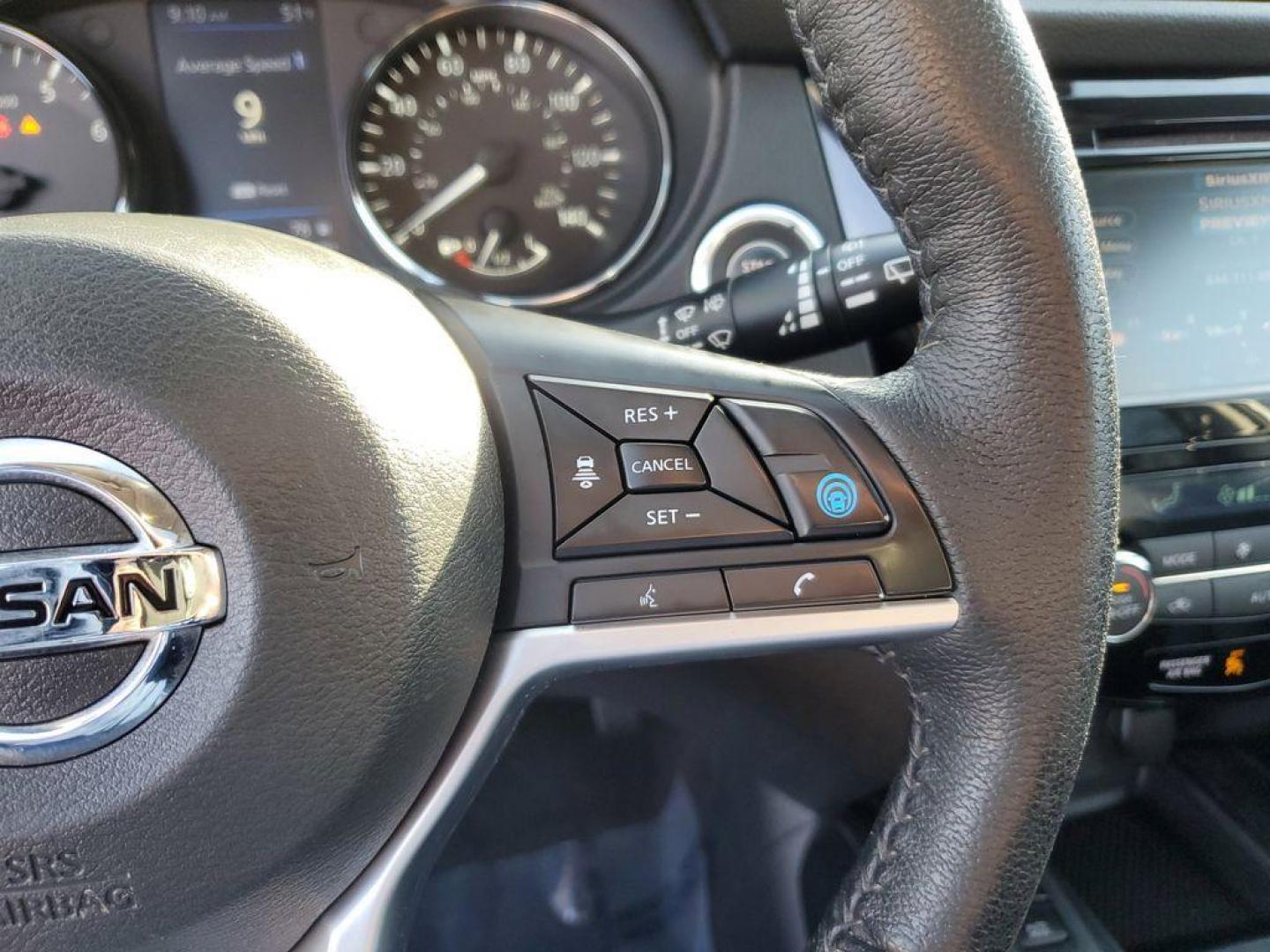 2020 Brilliant Silver Metallic /Charcoal Nissan Rogue S AWD (5N1AT2MV1LC) with an 2.5L L4 DOHC 16V engine, CVT transmission, located at 6064 Gull Rd, Kalamazoo, MI, 49048, (269) 222-0088, 42.328388, -85.512924 - <b>Summary</b><br>Power Moonroof<br><br><b>Vehicle Details</b><br>Introducing the impressive 2020 Nissan Rogue SL with AWD, a perfect blend of style, efficiency, and advanced technology! This vehicle is built for those who seek adventure without compromising on comfort or performance. With its robus - Photo#20