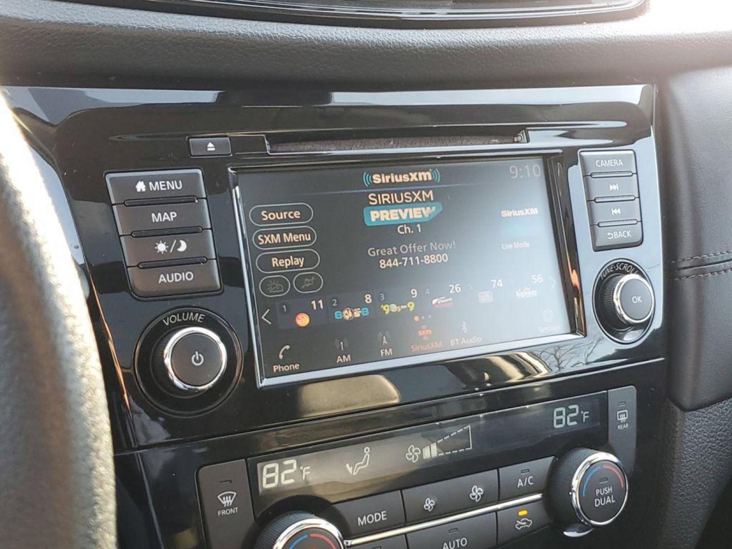 2020 Brilliant Silver Metallic /Charcoal Nissan Rogue S AWD (5N1AT2MV1LC) with an 2.5L L4 DOHC 16V engine, CVT transmission, located at 6064 Gull Rd, Kalamazoo, MI, 49048, (269) 222-0088, 42.328388, -85.512924 - <b>Summary</b><br>Power Moonroof<br><br><b>Vehicle Details</b><br>Introducing the impressive 2020 Nissan Rogue SL with AWD, a perfect blend of style, efficiency, and advanced technology! This vehicle is built for those who seek adventure without compromising on comfort or performance. With its robus - Photo#22