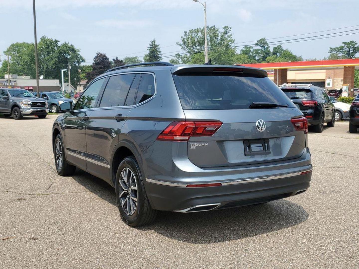 2020 Platinum Gray Metallic /Storm Gray Volkswagen Tiguan SEL (3VV3B7AX0LM) with an 2.0L L4 DOHC 16V TURBO engine, 8A transmission, located at 234 Columbia Ave, Battle Creek, MI, 49015, (269) 222-0088, 42.298264, -85.192543 - Get ready to elevate your driving experience with this exceptional 2020 Volkswagen Tiguan! This sleek and stylish SUV is perfect for those who crave a blend of performance, comfort, and technology. Powered by a robust 4-cylinder, 2.0L engine, this Volkswagen Tiguan delivers impressive efficiency and - Photo#2
