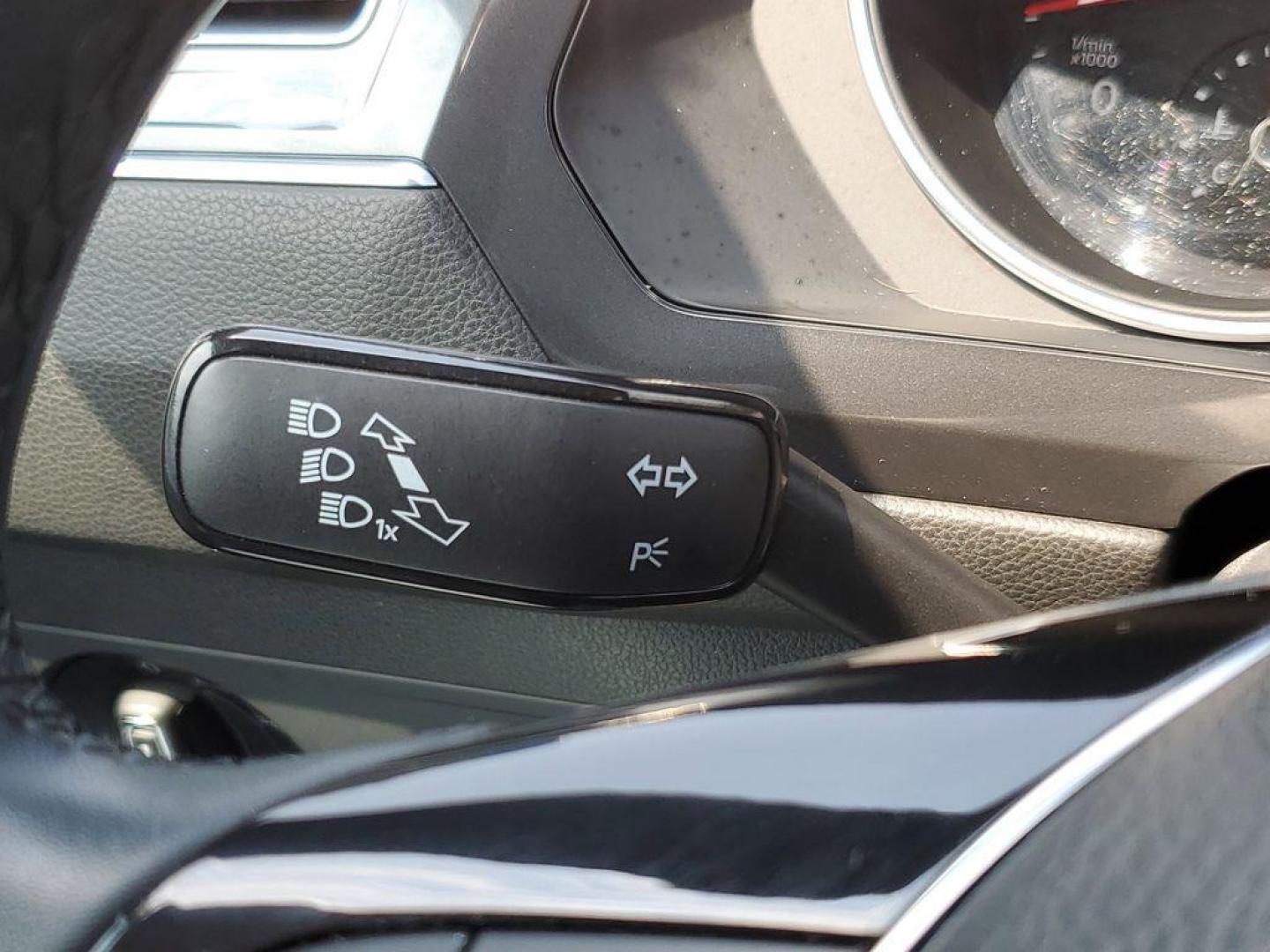 2020 Platinum Gray Metallic /Storm Gray Volkswagen Tiguan SEL (3VV3B7AX0LM) with an 2.0L L4 DOHC 16V TURBO engine, 8A transmission, located at 234 Columbia Ave, Battle Creek, MI, 49015, (269) 222-0088, 42.298264, -85.192543 - Get ready to elevate your driving experience with this exceptional 2020 Volkswagen Tiguan! This sleek and stylish SUV is perfect for those who crave a blend of performance, comfort, and technology. Powered by a robust 4-cylinder, 2.0L engine, this Volkswagen Tiguan delivers impressive efficiency and - Photo#15