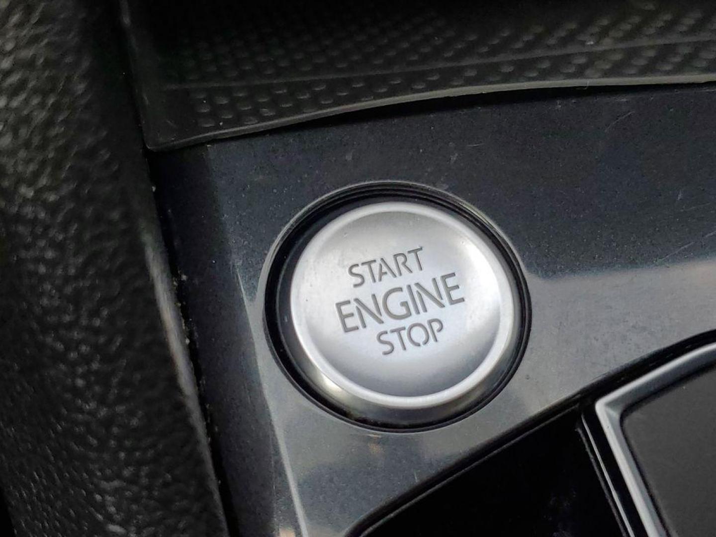 2020 Platinum Gray Metallic /Storm Gray Volkswagen Tiguan SEL (3VV3B7AX0LM) with an 2.0L L4 DOHC 16V TURBO engine, 8A transmission, located at 234 Columbia Ave, Battle Creek, MI, 49015, (269) 222-0088, 42.298264, -85.192543 - Get ready to elevate your driving experience with this exceptional 2020 Volkswagen Tiguan! This sleek and stylish SUV is perfect for those who crave a blend of performance, comfort, and technology. Powered by a robust 4-cylinder, 2.0L engine, this Volkswagen Tiguan delivers impressive efficiency and - Photo#23