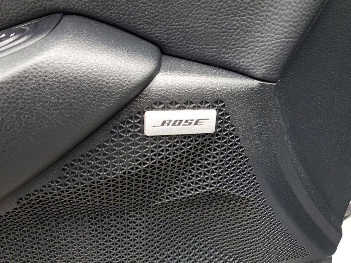 2021 SNOW WHITE PEARL /Black Kia Seltos SX (KNDETCA24M7) with an 1.6L L4 DOHC 16V TURBO engine, CVT transmission, located at 6064 Gull Rd, Kalamazoo, MI, 49048, (269) 222-0088, 42.328388, -85.512924 - Experience the perfect blend of style, performance, and comfort with our 2021 Kia Seltos SX, now available for sale. With only 48,861 miles on the odometer, this versatile and reliable compact SUV is ready to take you on new adventures. Equipped with an efficient 4-cylinder, 1.6L engine and all-whee - Photo#13
