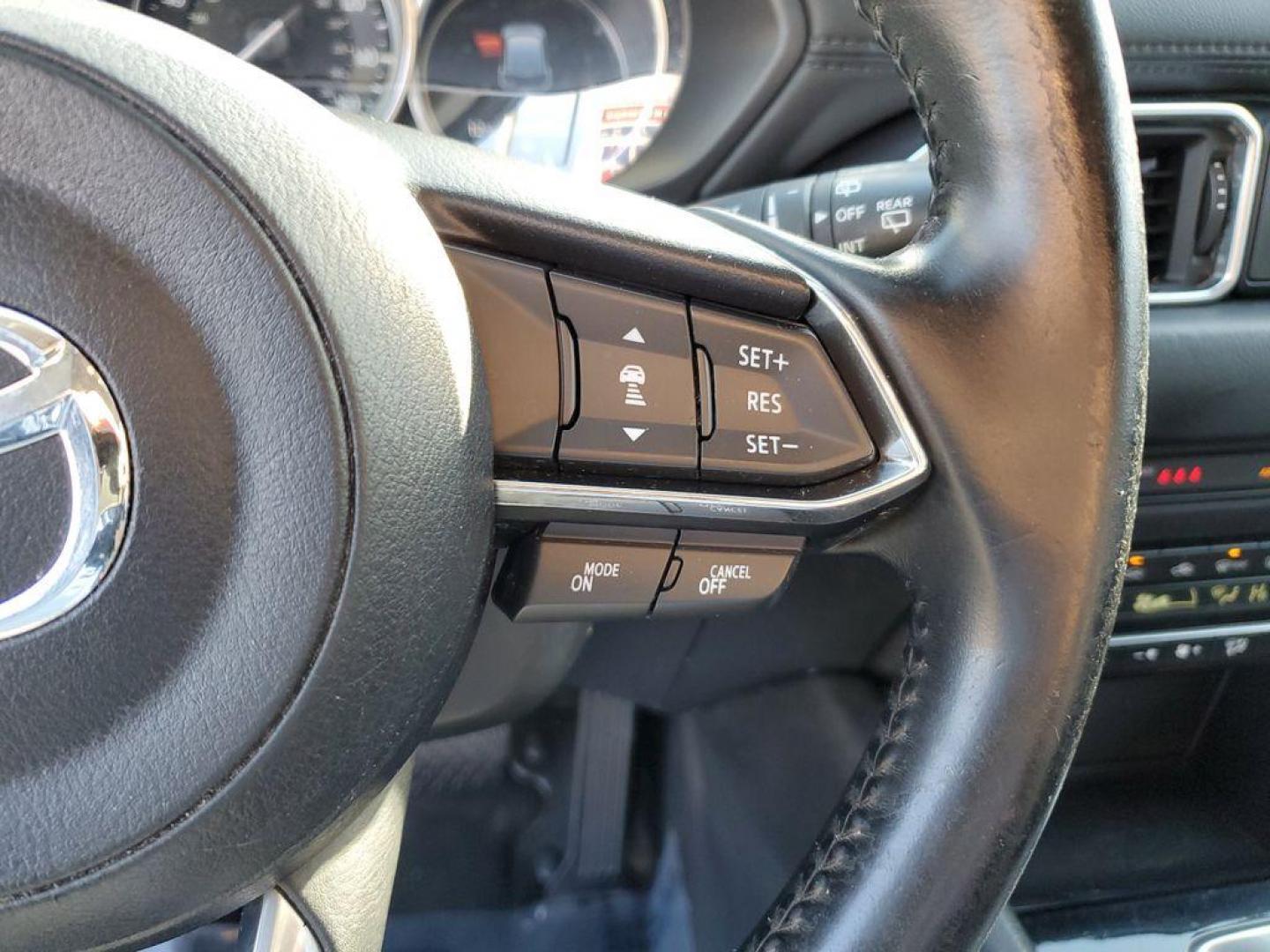 2021 Deep Crystal Blue Mica /Black Mazda CX-5 Touring (JM3KFACM6M0) with an 2.5L L4 DOHC 16V engine, 6A transmission, located at 234 Columbia Ave, Battle Creek, MI, 49015, (269) 222-0088, 42.298264, -85.192543 - <b>Vehicle Details</b><br>Experience the perfect blend of style, performance, and comfort with this pristine 2021 Mazda CX-5 Touring! With an impressive 0 miles on the odometer, this vehicle is practically brand new and ready to hit the road with you. The sleek design and dynamic curves of the Mazda - Photo#15
