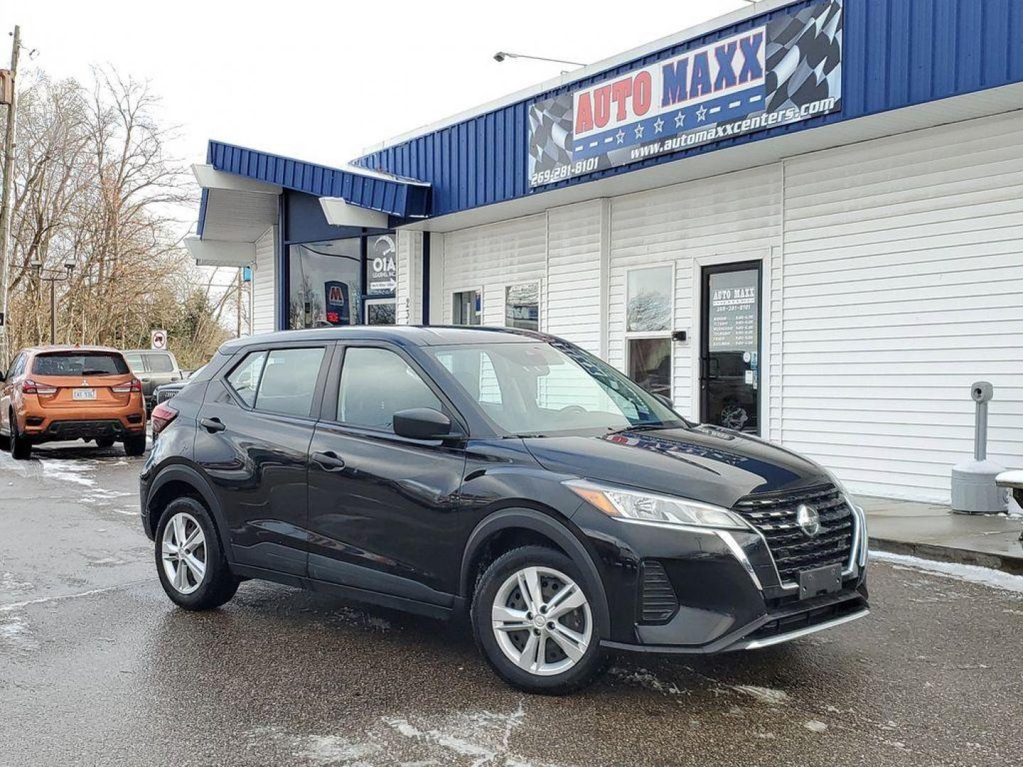 2021 Super Black /Charcoal Nissan Kicks S (3N1CP5BV3ML) with an 1.6L L4 engine, CVT transmission, located at 234 Columbia Ave, Battle Creek, MI, 49015, (269) 222-0088, 42.298264, -85.192543 - <b>Vehicle Details</b><br>Introducing the 2021 Nissan Kicks S, a versatile and stylish compact SUV that combines efficiency and modern technology to enhance your driving experience. This vehicle is equipped with a responsive 4-cylinder, 1.6L engine and front-wheel drive, ensuring a smooth and effici - Photo#0
