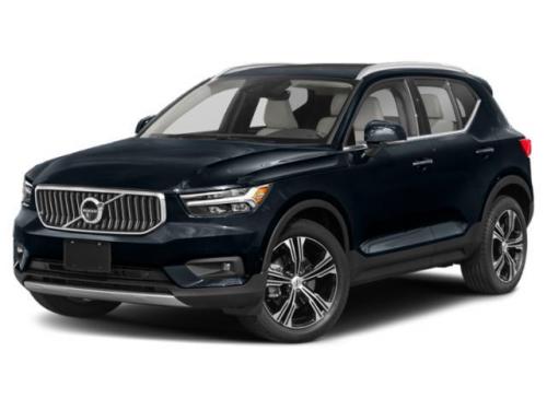 2022 Volvo XC40 T4 Momentum
