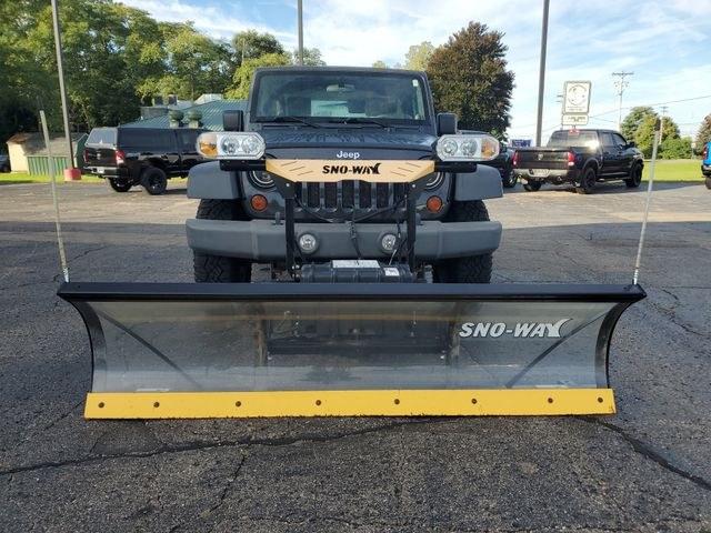 2010 Dark Charcoal /Dark Khaki/Medium Khaki Jeep Wrangler Rubicon (1J4BA6D15AL) with an 3.8L V6 SMPI engine, Automatic transmission, located at 6064 Gull Rd, Kalamazoo, MI, 49048, (269) 222-0088, 42.328388, -85.512924- Photo#4