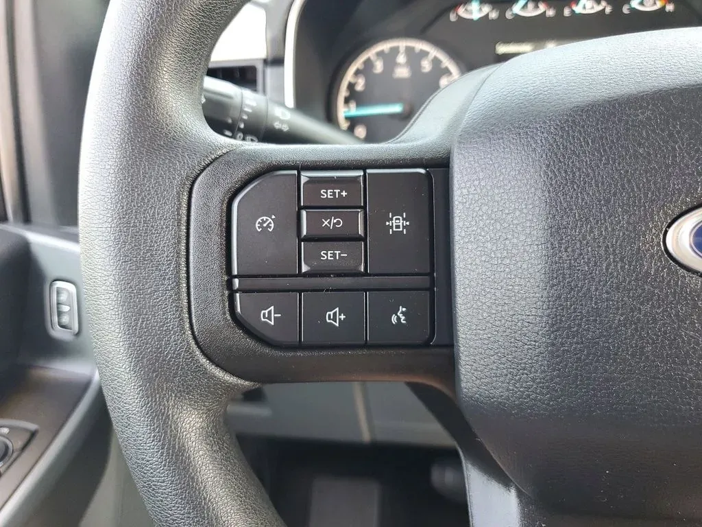 2021 Carbonized Grey Metallic /Black/Medium Dark Slate Ford F-150 XLT (1FTEW1EB3MF) with an V6, 3.3L engine, 10-speed automatic transmission, located at 6064 Gull Rd, Kalamazoo, MI, 49048, (269) 222-0088, 42.328388, -85.512924 - **Unleash Your Adventures with the 2021 Ford F-150 King Ranch SuperCrew!**<br /> <br /> If you're searching for a powerful, reliable, and stylish pickup that fits seamlessly into your adventurous lifestyle, look no further than this stunning 2021 Ford F-150 King Ranch SuperCrew available at AutoMaxx - Photo#16