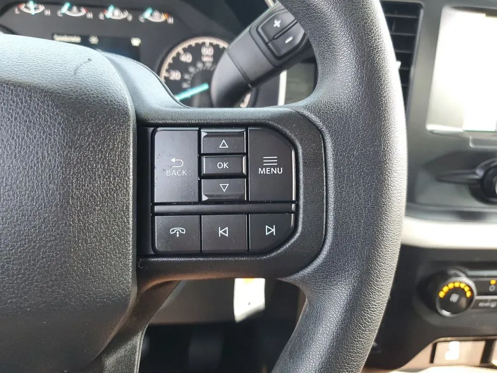 2021 Carbonized Grey Metallic /Black/Medium Dark Slate Ford F-150 XLT (1FTEW1EB3MF) with an V6, 3.3L engine, 10-speed automatic transmission, located at 6064 Gull Rd, Kalamazoo, MI, 49048, (269) 222-0088, 42.328388, -85.512924 - **Unleash Your Adventures with the 2021 Ford F-150 King Ranch SuperCrew!**<br /> <br /> If you're searching for a powerful, reliable, and stylish pickup that fits seamlessly into your adventurous lifestyle, look no further than this stunning 2021 Ford F-150 King Ranch SuperCrew available at AutoMaxx - Photo#17