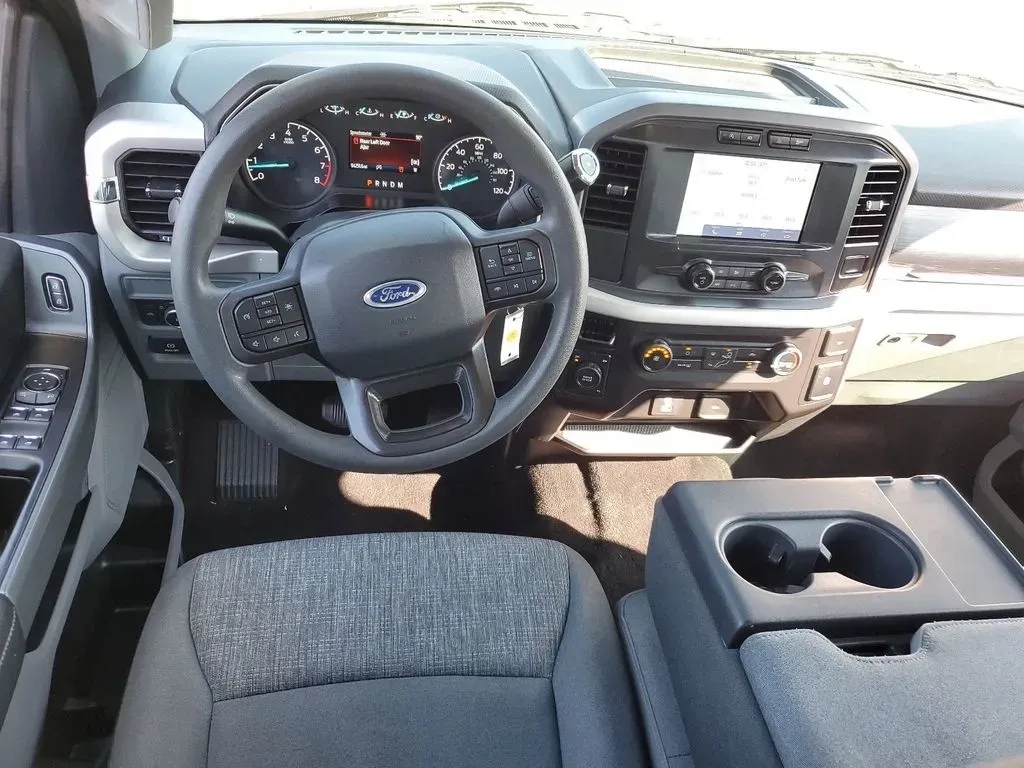 2021 Carbonized Grey Metallic /Black/Medium Dark Slate Ford F-150 XLT (1FTEW1EB3MF) with an V6, 3.3L engine, 10-speed automatic transmission, located at 6064 Gull Rd, Kalamazoo, MI, 49048, (269) 222-0088, 42.328388, -85.512924 - **Unleash Your Adventures with the 2021 Ford F-150 King Ranch SuperCrew!**<br /> <br /> If you're searching for a powerful, reliable, and stylish pickup that fits seamlessly into your adventurous lifestyle, look no further than this stunning 2021 Ford F-150 King Ranch SuperCrew available at AutoMaxx - Photo#22