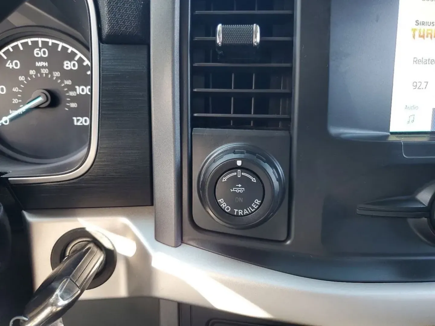2021 Oxford White /Black/Medium Dark Slate Ford F-150 XLT (1FTFW1E83MF) with an V6, 3.5L engine, 10-speed automatic transmission, located at 6064 Gull Rd, Kalamazoo, MI, 49048, (269) 222-0088, 42.328388, -85.512924 - <b>Vehicle Details</b><br>Discover the power and sophistication of this 2021 Ford F-150 XLT, a true embodiment of strength and style! This exceptional truck, equipped with a robust V6, 3.5L engine, and 4WD, promises an exhilarating driving experience, whether you're conquering rugged terrains or cru - Photo#19