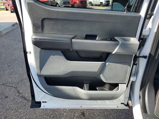 2021 White Ford F-150 (1FTFW1E83MF) with an 3.5L V6 EcoBoost engine, Automatic transmission, located at 6064 Gull Rd, Kalamazoo, MI, 49048, (269) 222-0088, 42.328388, -85.512924- Photo#24