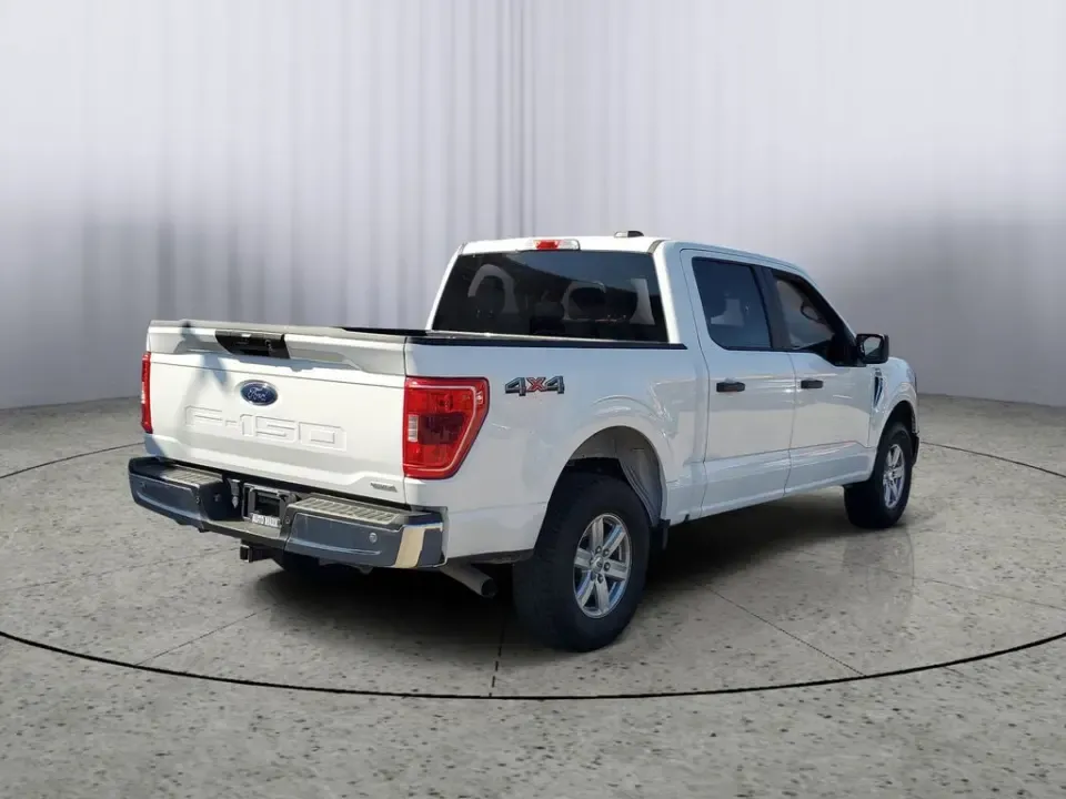 2021 White Ford F-150 (1FTFW1E83MF) with an 3.5L V6 EcoBoost engine, Automatic transmission, located at 6064 Gull Rd, Kalamazoo, MI, 49048, (269) 222-0088, 42.328388, -85.512924- Photo#2