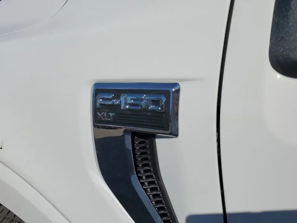 2021 White Ford F-150 (1FTFW1E83MF) with an 3.5L V6 EcoBoost engine, Automatic transmission, located at 6064 Gull Rd, Kalamazoo, MI, 49048, (269) 222-0088, 42.328388, -85.512924- Photo#10