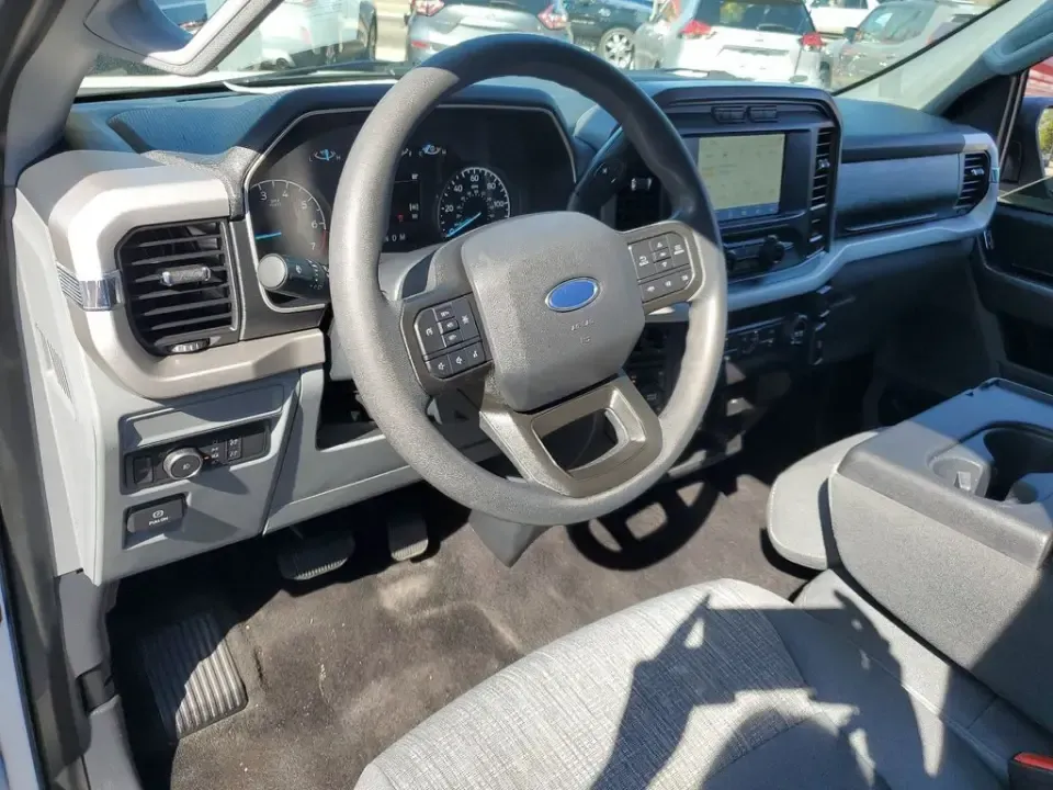 2021 White Ford F-150 (1FTFW1E83MF) with an 3.5L V6 EcoBoost engine, Automatic transmission, located at 6064 Gull Rd, Kalamazoo, MI, 49048, (269) 222-0088, 42.328388, -85.512924- Photo#22