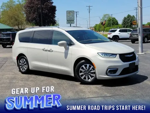 2021 Chrysler Pacifica Touring-L