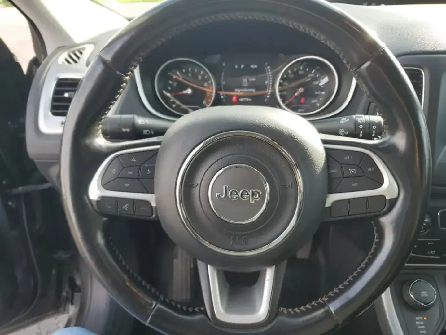 2020 Granite Crystal Metallic Clearcoat /Black Jeep Compass Latitude (3C4NJDBB5LT) with an 4 Cyl, 2.4L engine, 9-speed automatic transmission, located at 6064 Gull Rd, Kalamazoo, MI, 49048, (269) 222-0088, 42.328388, -85.512924 - Discover Adventure with the 2020 Jeep Compass Latitude 4WD Perfect for Your Next Journey!<br /> <br /> Are you ready to embrace new adventures while enjoying the comfort of a reliable SUV? Look no further than this stunning 2020 Jeep Compass Latitude 4WD, now available at AutoMaxx - Kalamazoo. Loca - Photo#13