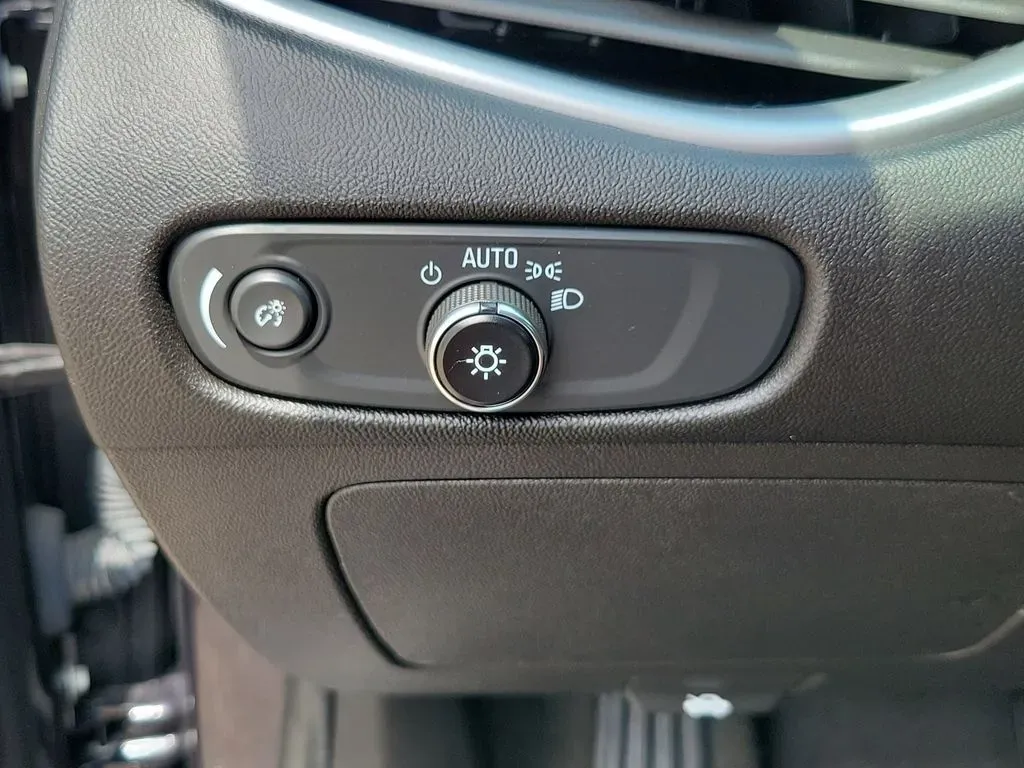 2023 Dark Ash Metallic /Jet Black Chevrolet Malibu LT (1G1ZD5ST2PF) with an 4 Cyl, 1.5L engine, CVT transmission, located at 6064 Gull Rd, Kalamazoo, MI, 49048, (269) 222-0088, 42.328388, -85.512924 - **Experience the Perfect Blend of Style and Comfort with the 2023 Chevrolet Malibu** <br /> <br /> If you're searching for a vehicle that seamlessly fits into your busy lifestyle, look no further than this stunning 2023 Chevrolet Malibu, now available at AutoMaxx - Battle Creek. This sleek sedan is - Photo#12