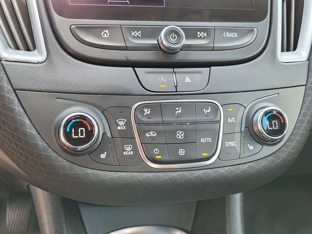 2023 Dark Ash Metallic /Jet Black Chevrolet Malibu LT (1G1ZD5ST2PF) with an 4 Cyl, 1.5L engine, CVT transmission, located at 6064 Gull Rd, Kalamazoo, MI, 49048, (269) 222-0088, 42.328388, -85.512924 - **Experience the Perfect Blend of Style and Comfort with the 2023 Chevrolet Malibu** <br /> <br /> If you're searching for a vehicle that seamlessly fits into your busy lifestyle, look no further than this stunning 2023 Chevrolet Malibu, now available at AutoMaxx - Battle Creek. This sleek sedan is - Photo#20