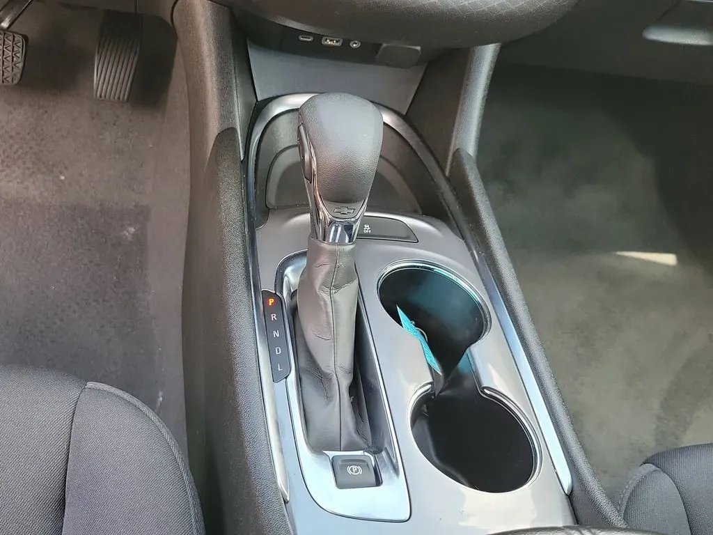 2023 Dark Ash Metallic /Jet Black Chevrolet Malibu LT (1G1ZD5ST2PF) with an 4 Cyl, 1.5L engine, CVT transmission, located at 6064 Gull Rd, Kalamazoo, MI, 49048, (269) 222-0088, 42.328388, -85.512924 - **Experience the Perfect Blend of Style and Comfort with the 2023 Chevrolet Malibu** <br /> <br /> If you're searching for a vehicle that seamlessly fits into your busy lifestyle, look no further than this stunning 2023 Chevrolet Malibu, now available at AutoMaxx - Battle Creek. This sleek sedan is - Photo#21