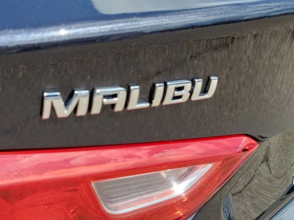 2023 Dark Ash Metallic /Jet Black Chevrolet Malibu LT (1G1ZD5ST2PF) with an 4 Cyl, 1.5L engine, CVT transmission, located at 6064 Gull Rd, Kalamazoo, MI, 49048, (269) 222-0088, 42.328388, -85.512924 - **Experience the Perfect Blend of Style and Comfort with the 2023 Chevrolet Malibu** <br /> <br /> If you're searching for a vehicle that seamlessly fits into your busy lifestyle, look no further than this stunning 2023 Chevrolet Malibu, now available at AutoMaxx - Battle Creek. This sleek sedan is - Photo#29