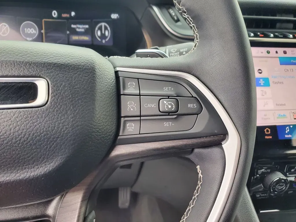 2023 Bright White Clearcoat /Global Black Jeep Grand Cherokee Limited (1C4RJKBG4P8) with an V6, 3.6L engine, 8-speed automatic transmission, located at 6064 Gull Rd, Kalamazoo, MI, 49048, (269) 222-0088, 42.328388, -85.512924 - **Unleash Your Adventurous Spirit with the 2023 Jeep Grand Cherokee L Limited 4WD!**<br /> <br /> Are you ready to elevate your family adventures, road trips, or weekend getaways? The 2023 Jeep Grand Cherokee L Limited 4WD is not just a vehicle; it's your passport to unforgettable experiences. Perfe - Photo#22