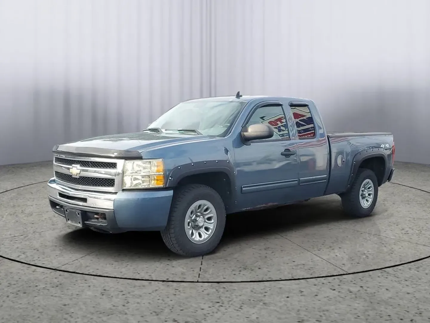 2009 Blue Granite Metallic /Dark Titanium Chevrolet Silverado Work Truck (1GCEK19C99Z) with an V8, 4.8L engine, 4-speed automatic transmission, located at 6064 Gull Rd, Kalamazoo, MI, 49048, (269) 222-0088, 42.328388, -85.512924 - Looking for the perfect pickup truck to elevate your weekend adventures or enhance your daily commutes? Look no further than this stunning 2009 Chevrolet Silverado Work Truck, available now at AutoMaxx in Kalamazoo, MI! Whether you need a dependable vehicle for family trips, hauling equipment, or si - Photo#2