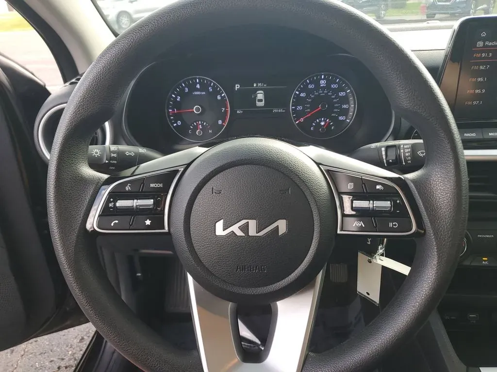 2024 Aurora Black /Black Kia Forte LXS (3KPF24AD8RE) with an 4 Cyl, 2.0L engine, CVT transmission, located at 6064 Gull Rd, Kalamazoo, MI, 49048, (269) 222-0088, 42.328388, -85.512924 - Explore the open road with confidence in this stunning 2024 Kia Forte, available now at AutoMaxx - Kalamazoo. This pre-owned sedan is the perfect blend of style, comfort, and advanced technology, making it an excellent choice for anyone from budget-conscious buyers to families seeking a reliable veh - Photo#15