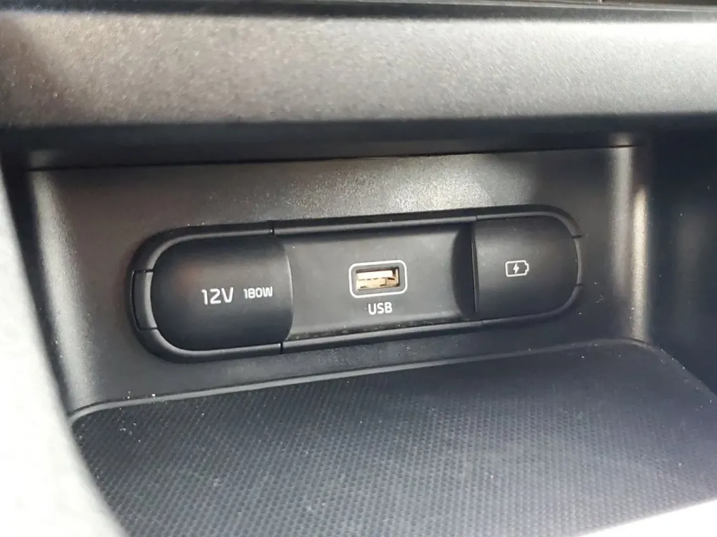2024 Aurora Black /Black Kia Forte LXS (3KPF24AD8RE) with an 4 Cyl, 2.0L engine, CVT transmission, located at 6064 Gull Rd, Kalamazoo, MI, 49048, (269) 222-0088, 42.328388, -85.512924 - Explore the open road with confidence in this stunning 2024 Kia Forte, available now at AutoMaxx - Kalamazoo. This pre-owned sedan is the perfect blend of style, comfort, and advanced technology, making it an excellent choice for anyone from budget-conscious buyers to families seeking a reliable veh - Photo#23
