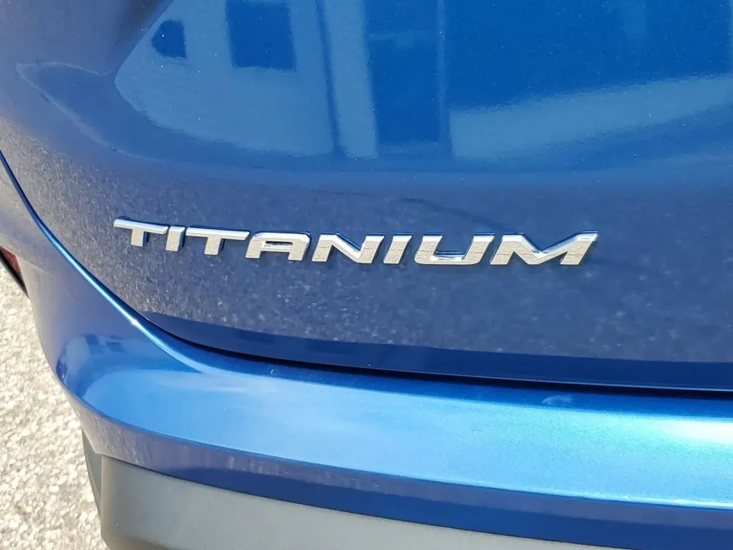 2022 Atlas Blue Metallic /Ebony Ford Edge Titanium (2FMPK4K95NB) with an 4 Cyl, 2.0L engine, 8-speed automatic transmission, located at 6064 Gull Rd, Kalamazoo, MI, 49048, (269) 222-0088, 42.328388, -85.512924 - **Discover the 2022 Ford Edge Titanium: Your Ideal SUV for Family Adventures and Daily Commutes!**<br /> <br /> Are you searching for the perfect balance of style, comfort, and capability? Look no further than this stunning 2022 Ford Edge Titanium, available now at AutoMaxx - Battle Creek! Whether y - Photo#31