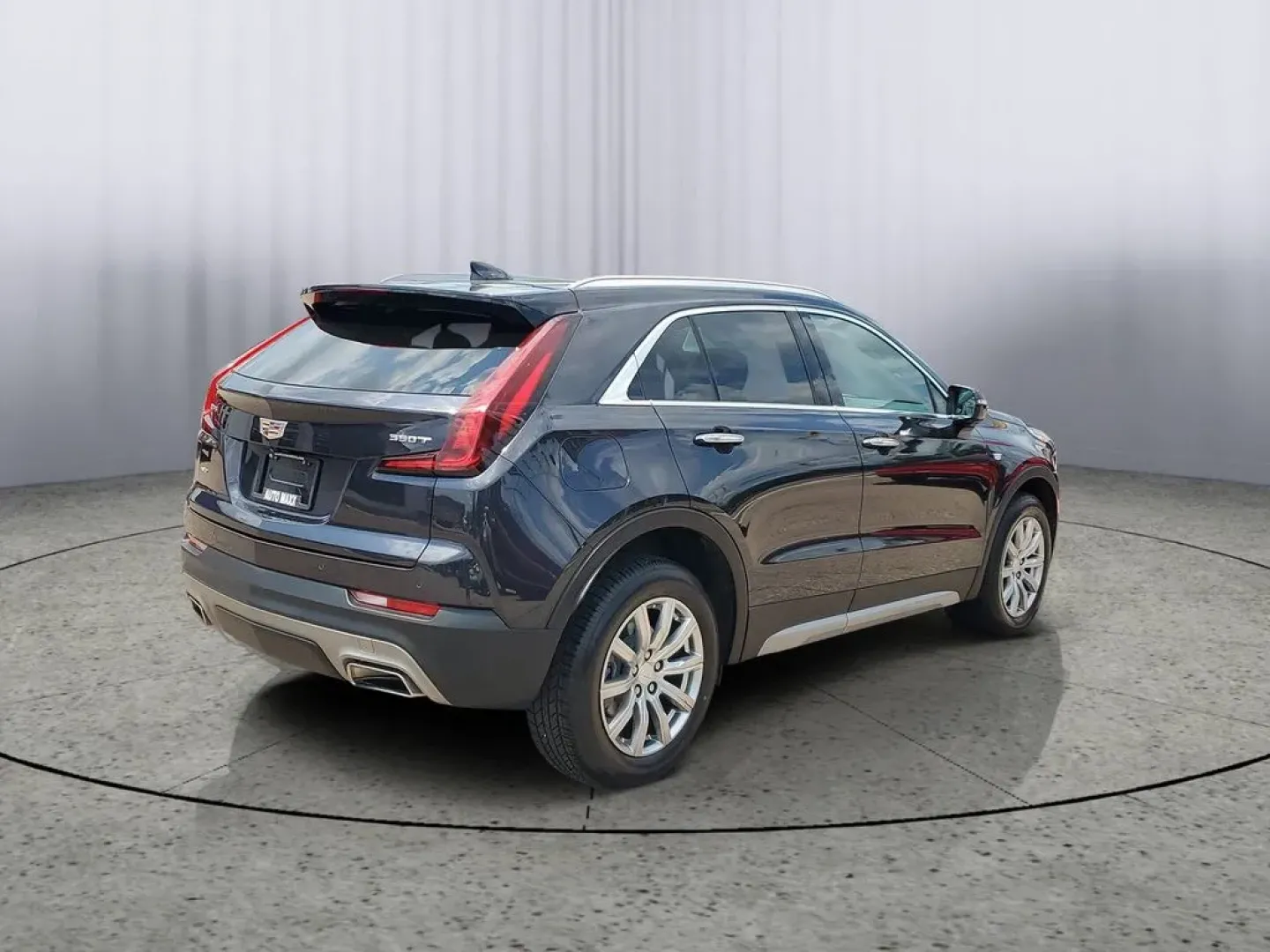 2023 Galactic Gray Metallic /Light Platinum/Jet Black Cadillac XT4 AWD Premium Luxury (1GYFZDR42PF) with an 4 Cyl, 2.0L engine, 9-speed automatic transmission, located at 6064 Gull Rd, Kalamazoo, MI, 49048, (269) 222-0088, 42.328388, -85.512924 - **Experience Luxury and Versatility with the 2023 Cadillac XT4 at AutoMaxx - Battle Creek!**<br /> <br /> Are you in search of an SUV that effortlessly combines luxury, performance, and practicality? Look no further than the stunning 2023 Cadillac XT4, now available at AutoMaxx, your premier pre-own - Photo#2