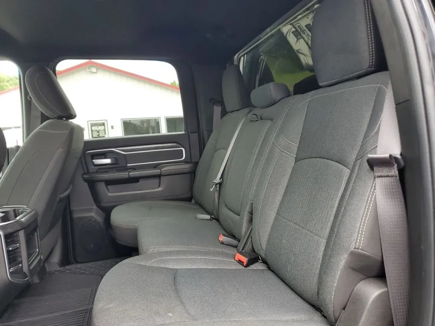 2019 Diamond Black Crystal Pearlcoat /Black Ram 2500 Big Horn (3C6UR5DJ3KG) with an V8, 6.4L engine, 8-speed automatic transmission, located at 6064 Gull Rd, Kalamazoo, MI, 49048, (269) 222-0088, 42.328388, -85.512924 - **Adventure Awaits with the 2019 Ram 2500 Tradesman Crew Cab Your Ultimate Workhorse and Family Companion!**<br /> <br /> Are you ready to elevate your lifestyle with a powerful truck that meets all your needs? The 2019 Ram 2500 Tradesman Crew Cab SWB 4WD is perfect for those who crave adventure, w - Photo#11