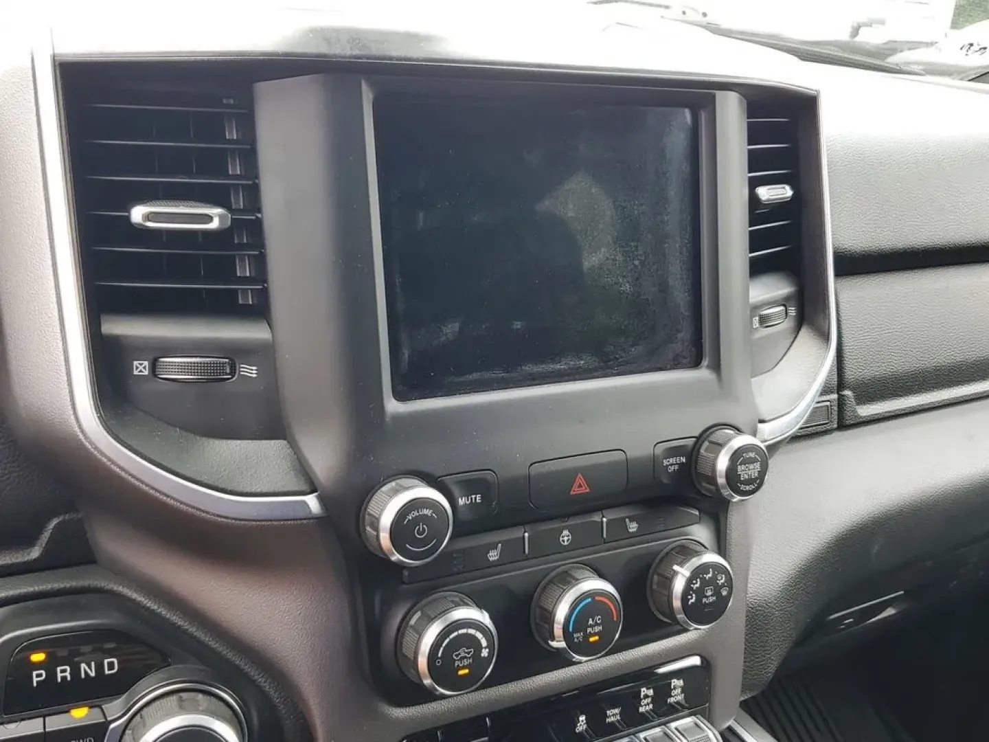 2019 Diamond Black Crystal Pearlcoat /Black Ram 2500 Big Horn (3C6UR5DJ3KG) with an V8, 6.4L engine, 8-speed automatic transmission, located at 6064 Gull Rd, Kalamazoo, MI, 49048, (269) 222-0088, 42.328388, -85.512924 - **Adventure Awaits with the 2019 Ram 2500 Tradesman Crew Cab Your Ultimate Workhorse and Family Companion!**<br /> <br /> Are you ready to elevate your lifestyle with a powerful truck that meets all your needs? The 2019 Ram 2500 Tradesman Crew Cab SWB 4WD is perfect for those who crave adventure, w - Photo#23